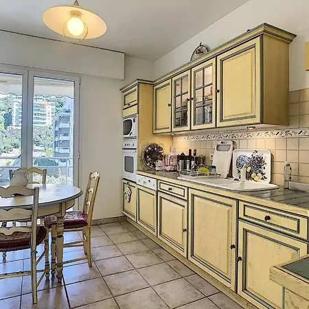 Apartment Beautiful - Sea View - 3 *